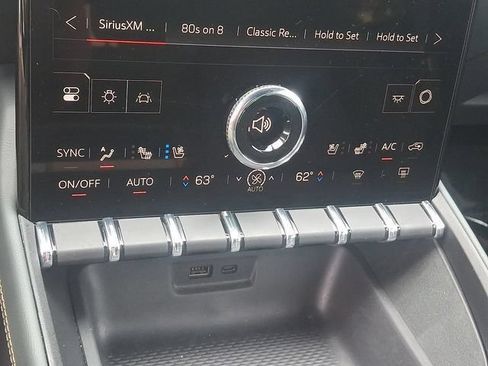 Used 2026 GMC Terrain AT4 w/ Convenience Package III AWD/4WD image 19