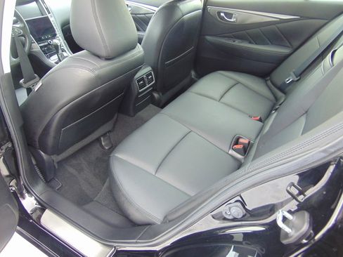 Used 2015 INFINITI Q50 Premium w/ Navigation Package image 3