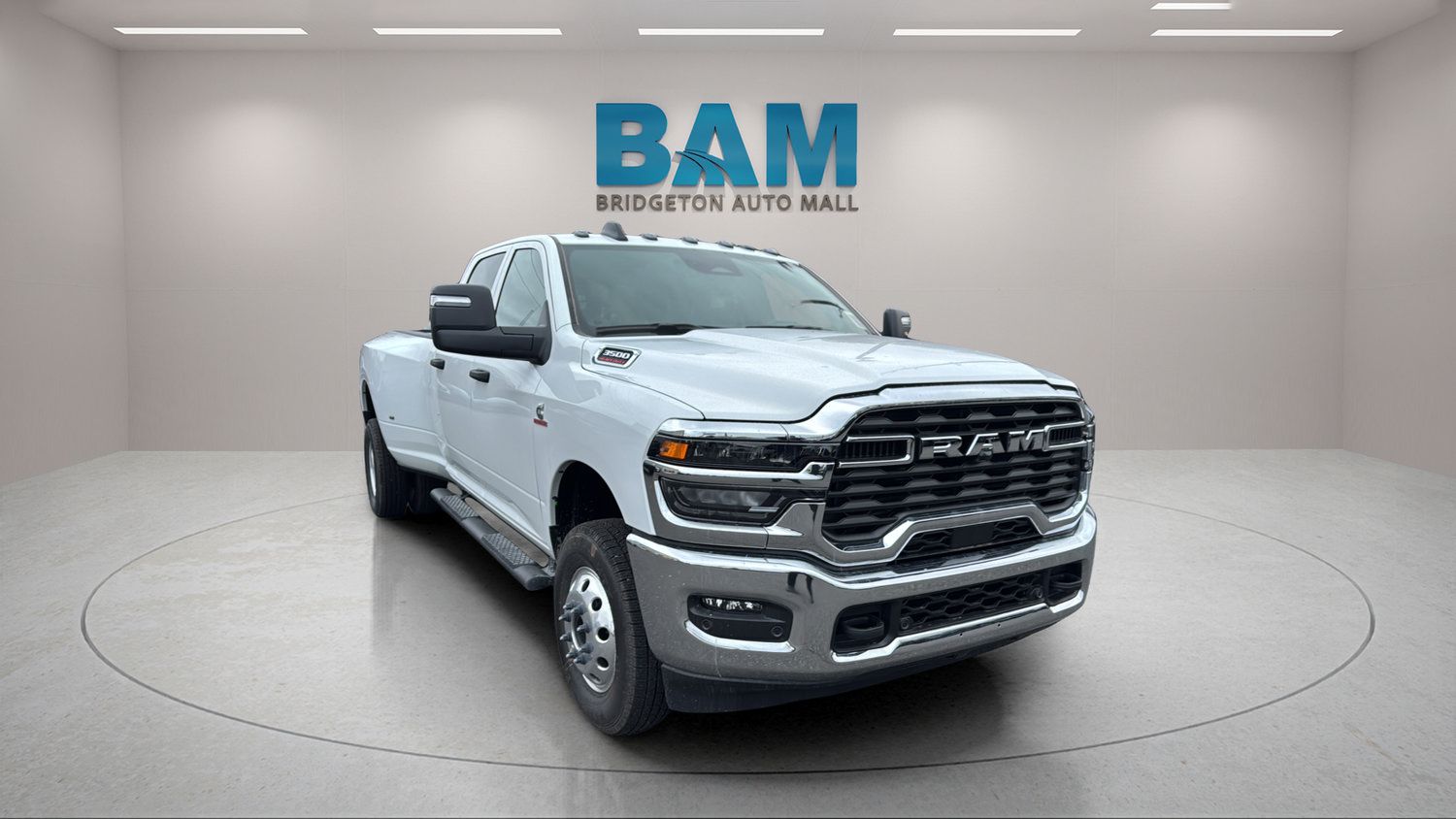 Used 2026 RAM 3500 Tradesman AWD/4WD image 1