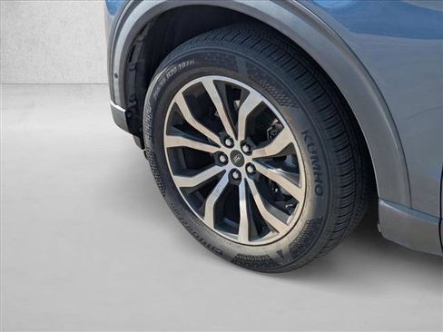 Used 2020 Ford Explorer ST w/ Premium Technology Package image 21