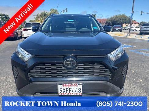 Used 2025 Toyota RAV4 XLE AWD/4WD image 3