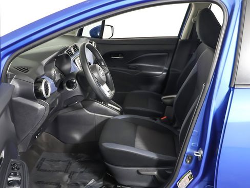 Used 2023 Nissan Versa SV image 21