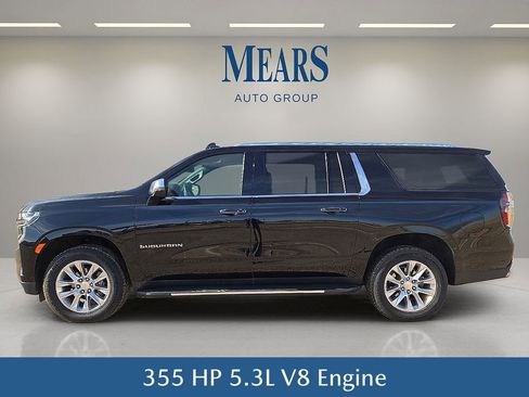 Used 2024 Chevrolet Suburban Premier image 3