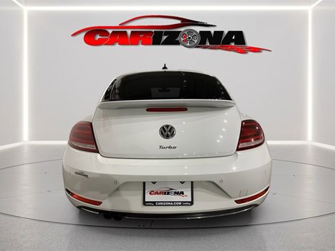Used 2019 Volkswagen Beetle 2.0T SE image 4
