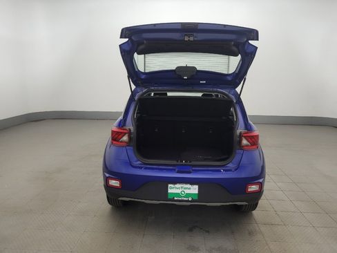 Used 2024 Hyundai Venue SEL FWD image 29