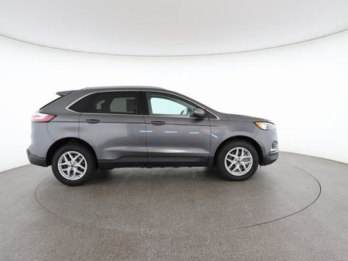 Used 2022 Ford Edge SEL w/ Convenience Package image 22