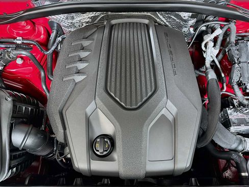 New 2026 Porsche Macan image 31