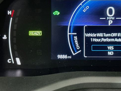 Certified 2025 Toyota Camry SE AWD/4WD image 12