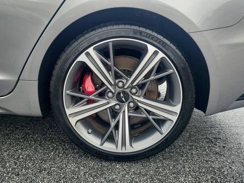 Used 2025 Genesis G70 3.3T Advanced w/ Sport Prestige Package RWD image 7