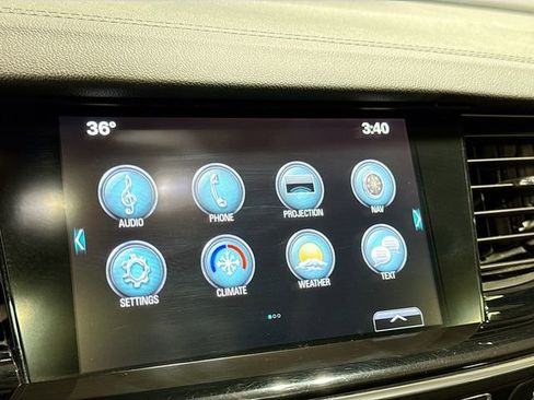 Used 2018 Buick Regal Preferred w/ Sights and Sounds Package image 14