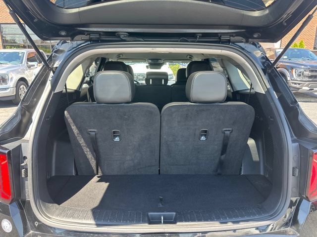 Used 2024 Kia Sorento S AWD/4WD image 14