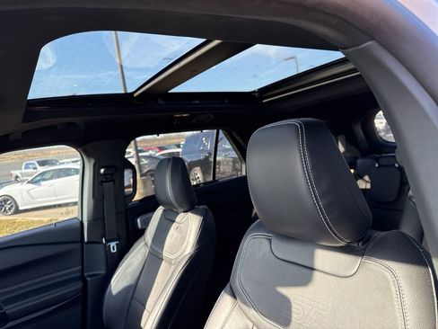 Used 2023 Ford Explorer ST w/ Equipment Group 401A image 21