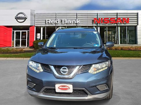 Used 2016 Nissan Rogue SV w/ SV Premium Package AWD/4WD image 2