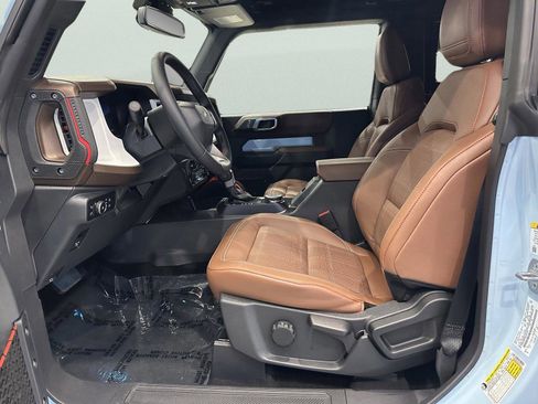 New 2024 Ford Bronco Heritage Edition AWD/4WD image 15
