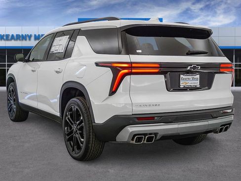 New 2026 Chevrolet Traverse LT w/ LPO, Floor Liner Package image 6