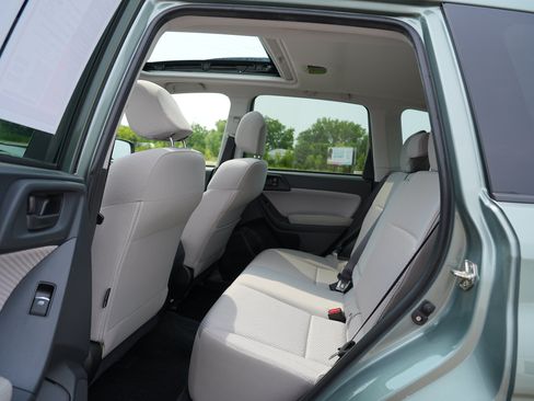 Used 2018 Subaru Forester 2.5i Premium w/ All-Weather Package AWD/4WD image 20