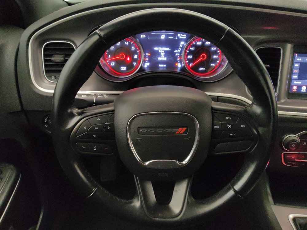 Used 2022 Dodge Charger SXT RWD image 22