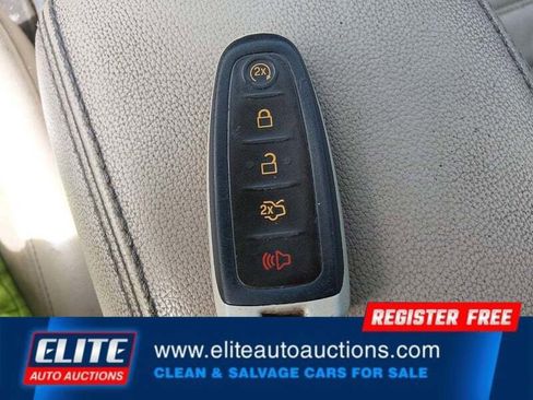 Used 2017 Ford Escape Titanium image 21