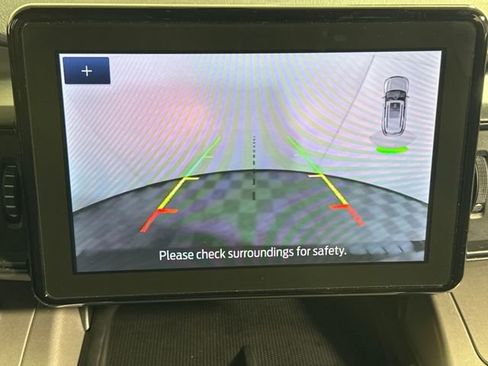 Used 2023 Ford Explorer XLT image 26