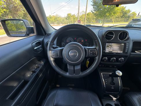 Used 2015 Jeep Patriot High Altitude image 57