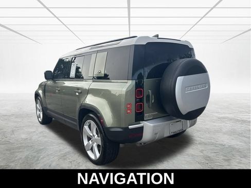 Used 2024 Land Rover Defender 110 S AWD/4WD image 7