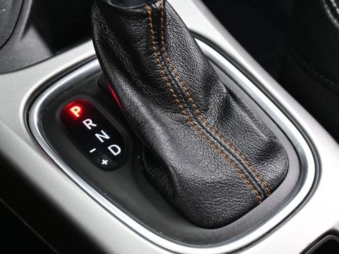 Used 2021 Jeep Compass Latitude w/ Driver Assistance Group image 24