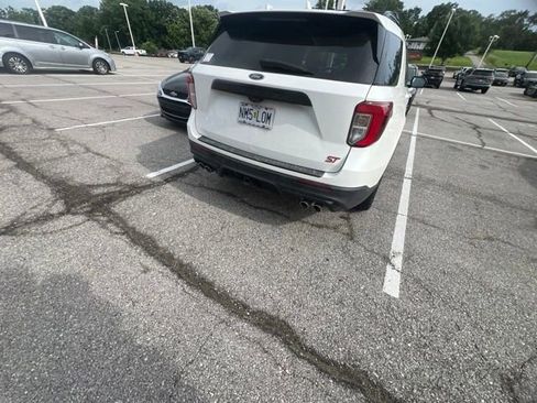 Used 2020 Ford Explorer ST w/ ST High-Performance Pack AWD/4WD image 19