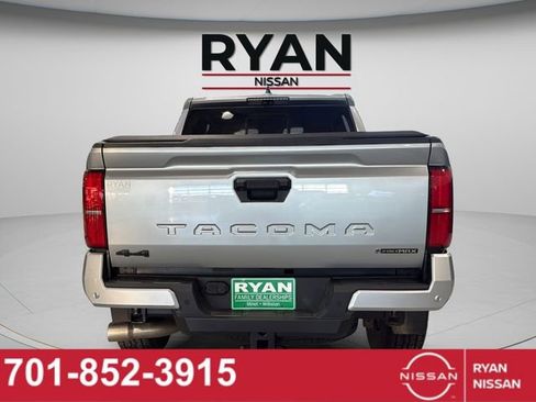 Used 2024 Toyota Tacoma TRD Off-Road w/ TRD Off Road Premium Package image 16