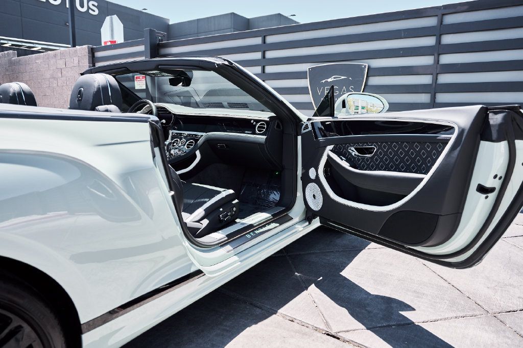 Used 2024 Bentley Continental GT Speed AWD/4WD image 25