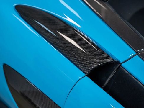 Used 2020 McLaren 600LT Spider RWD image 17