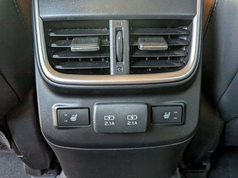 Used 2022 Subaru Outback Touring XT AWD/4WD image 30