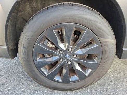 Used 2025 Subaru Outback Onyx Edition AWD/4WD image 7