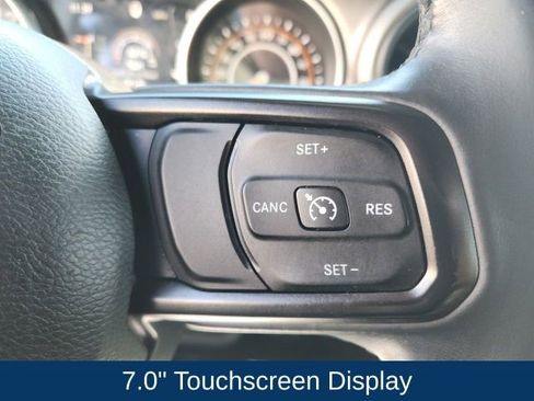 Used 2018 Jeep Wrangler Sport image 34