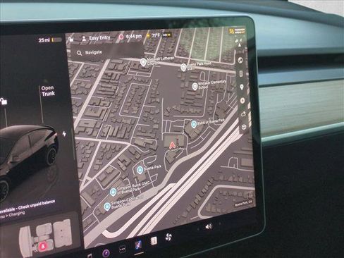 Used 2024 Tesla Model Y Performance image 13