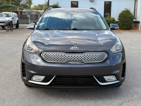 Used 2018 Kia Niro EX w/ EX Touring Graphite Edition FWD image 4
