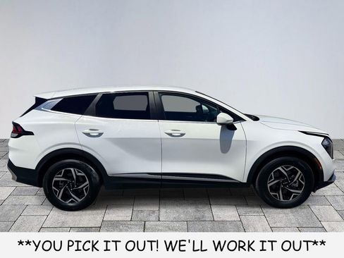 Used 2023 Kia Sportage LX FWD image 8