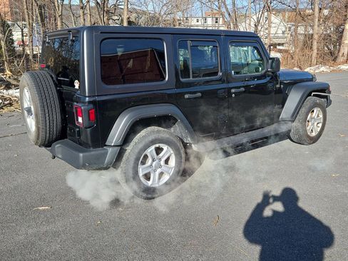 Used 2022 Jeep Wrangler Unlimited Sport image 5