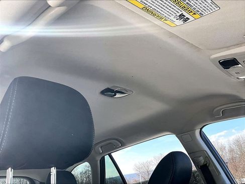 Used 2019 Subaru Outback 2.5i Limited w/ Popular Package #2 image 17