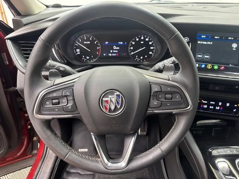 Used 2022 Buick Envision Preferred FWD image 17
