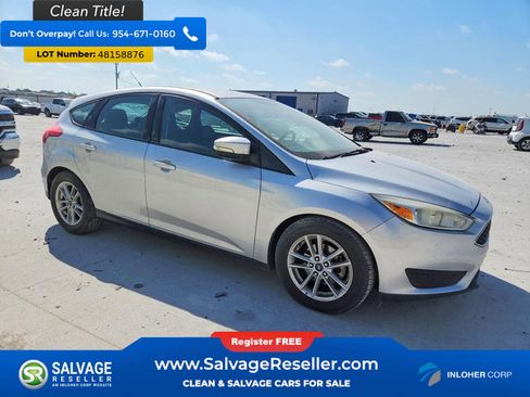 Used 2015 Ford Focus SE image 5