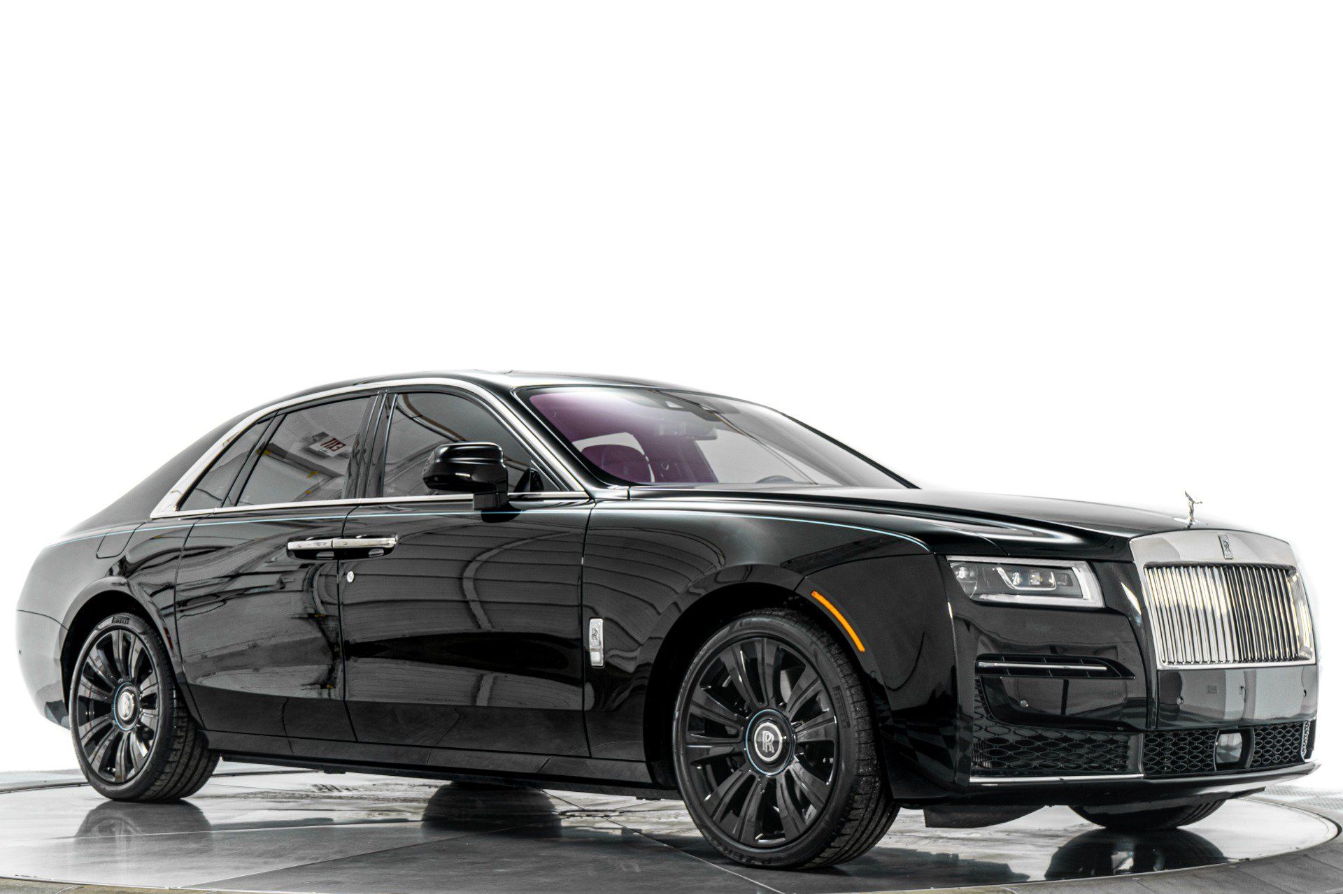Used 2022 Rolls-Royce Ghost w/ Ghost Package AWD/4WD image 34
