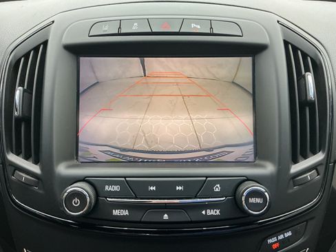 Used 2016 Buick Regal Premium w/ Driver Confidence Package #2 FWD image 35