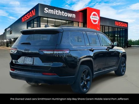 Used 2023 Jeep Grand Cherokee L Limited w/ Luxury Tech Group II image 6