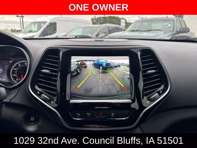 Used 2019 Jeep Cherokee Limited w/ Luxury Group AWD/4WD image 18