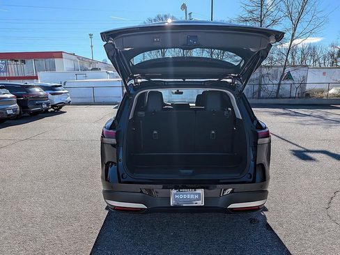 New 2026 INFINITI QX60 Luxe w/ Family Package image 23