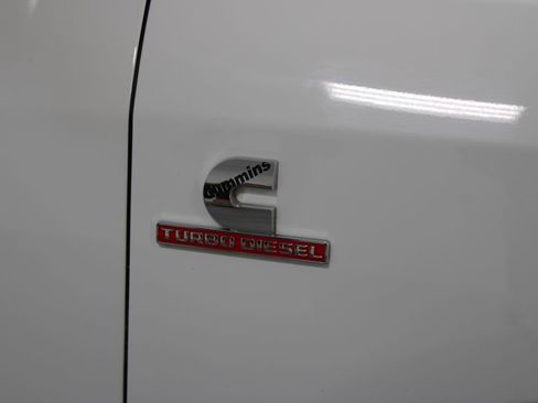 Used 2022 RAM 3500 Big Horn image 14