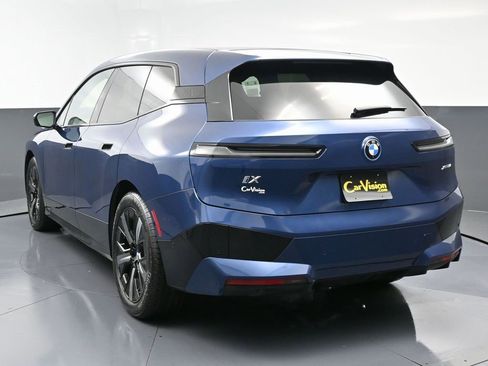 Used 2022 BMW iX xDrive50 w/ Sport Package image 7