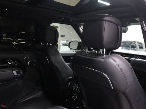 Used 2020 Land Rover Range Rover SV Autobiography Dynamic image 21