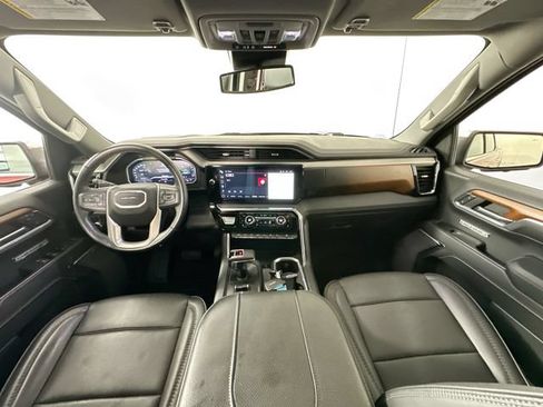 Used 2023 GMC Sierra 1500 Denali AWD/4WD image 11