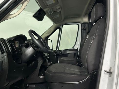 Used 2025 RAM ProMaster 2500 w/ Convenience Group FWD image 28